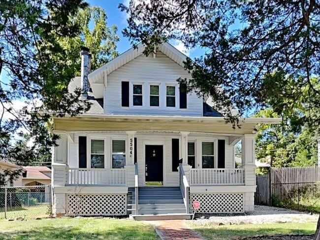 Building Photo - 5504 Edmondson Ave Rental