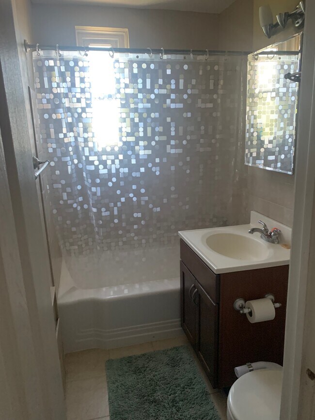 36 Hamilton Ave Condo Unit 4H Condo for Rent in Staten Island, NY