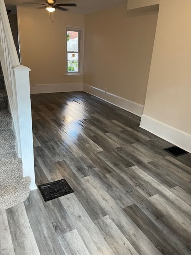Building Photo - Remodeled Home - Harrowgate