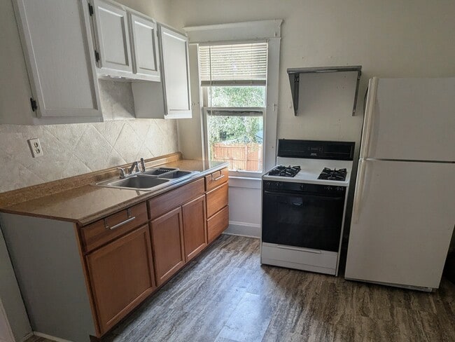 Photo - 2315 E Kaley Ave Unidad 1
