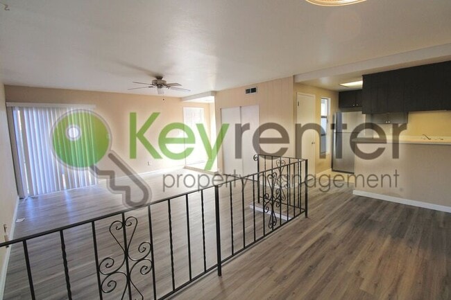 Photo - 5634 Clark Ave