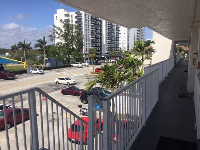 Photo - 7917 West Dr Unit 17