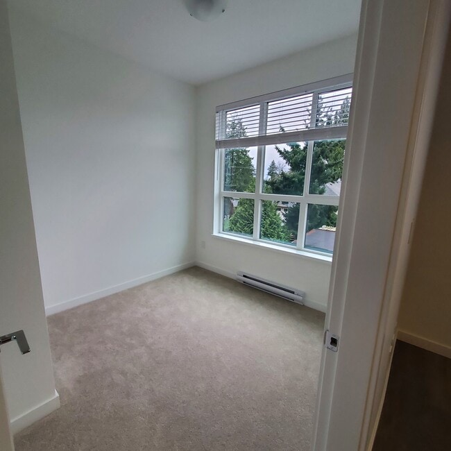 15738 85 Ave