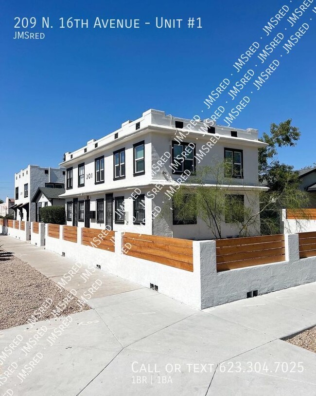 Building Photo - 209 N 16th Ave Unit #1