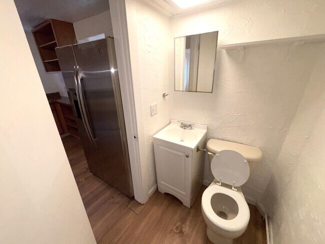 Photo - El Paso St (519 S) Unit El Paso St (519 S)  1