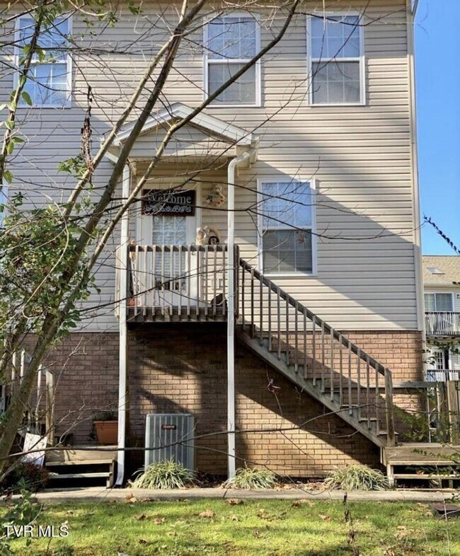 Photo - 2305 S Greenwood Dr