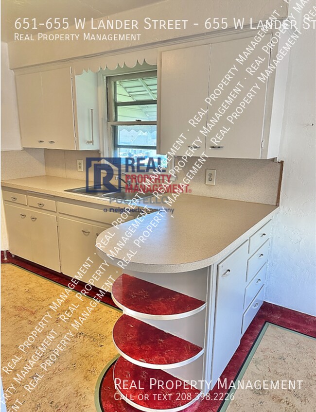 Photo - 1 bed 1 bath apartment Unidad 655 W Lander St