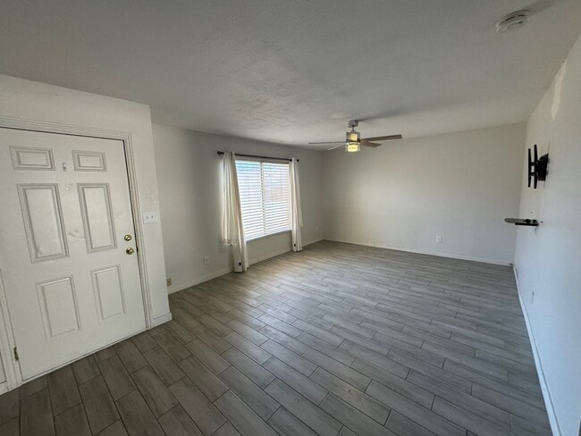 Photo - 3309 W Echo Ln