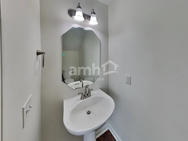 Photo - 3508 Oval Hesson Lane