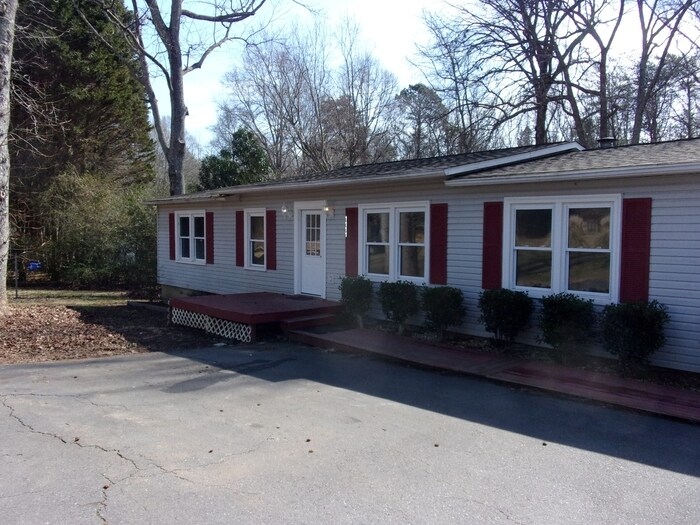 Photo - 1111 Sherwood Rd