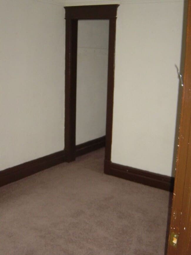 Photo - 2110-2112 W 3rd St. Unidad 2110 1/2 #2