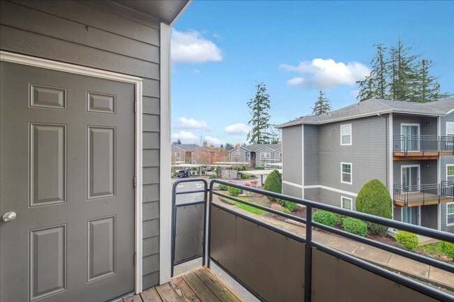 1BR, 1BA - 704SF Balcony