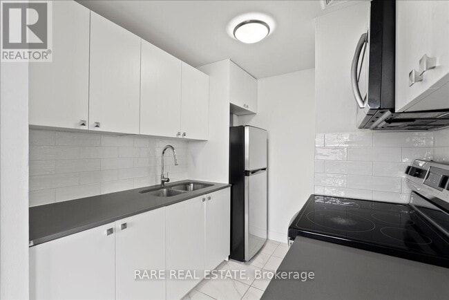 Photo - 7555 Goreway Dr Unit 272