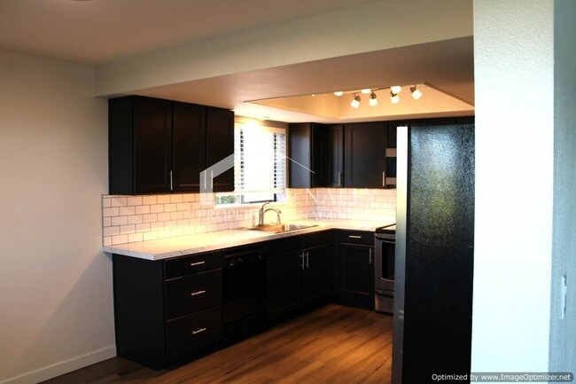 Photo - 2 Bedroom, 2 bathroom Northview Terrace Co...