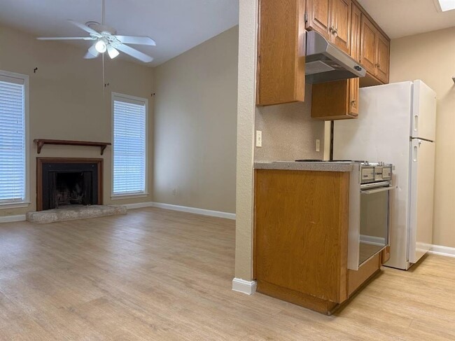 Photo - 2529 Rio Grande St Unit 96
