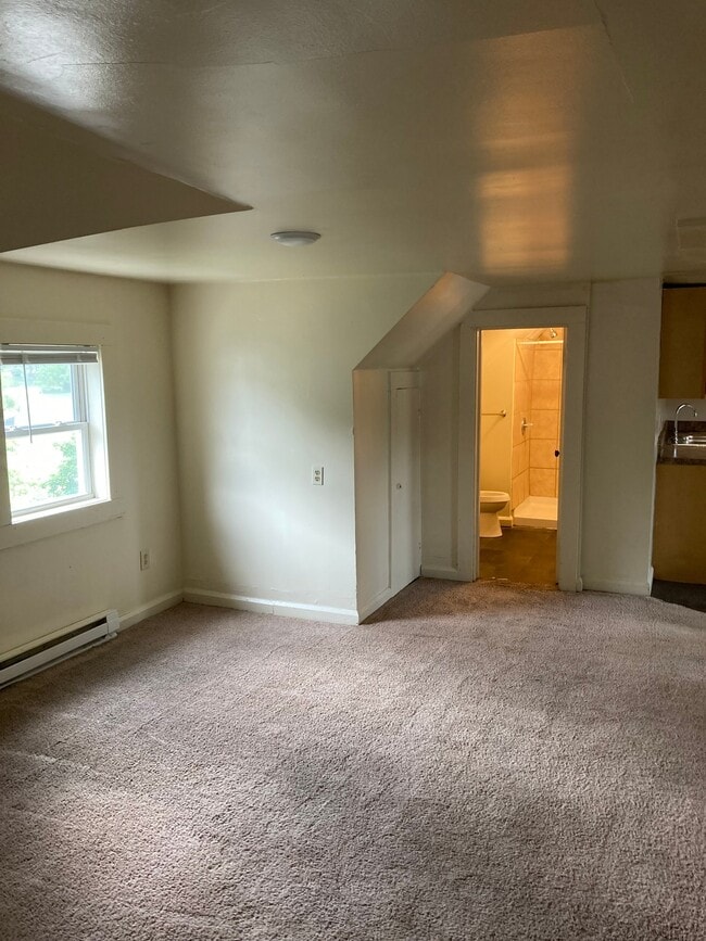 Photo - 106 E Poplar St Unit 3