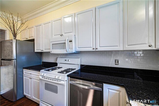 Photo - 105 Richards Ave Unidad 1305