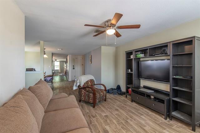 Photo - 12667 Vandelia St