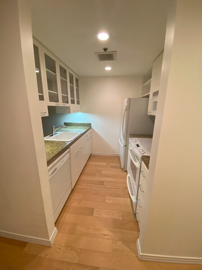 1132 SW 19th Ave Unit 609