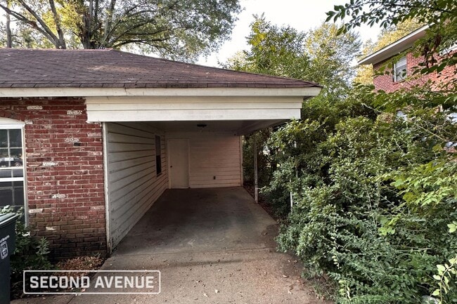 Photo - 4477 Yale Rd