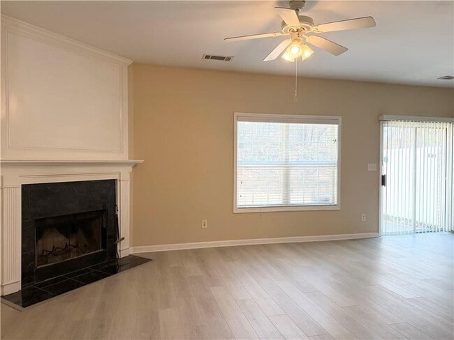 Photo - 349 Creek Manor Way