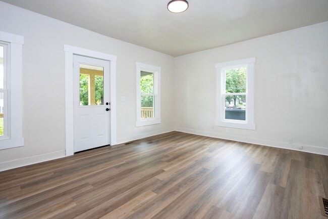 Photo - Two Bedroom Duplex
