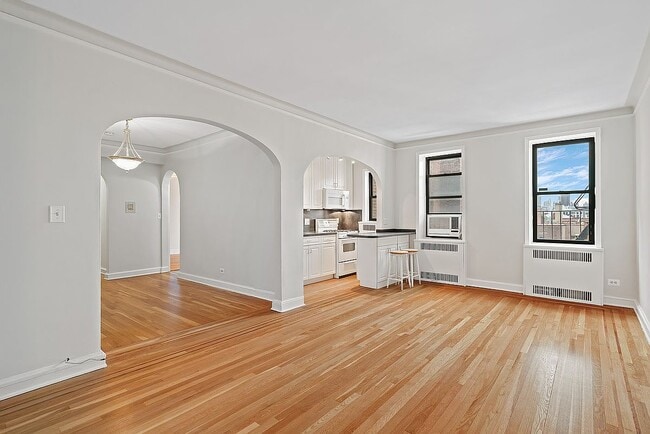 Photo - 25-40-40 31st Ave Unidad 4K