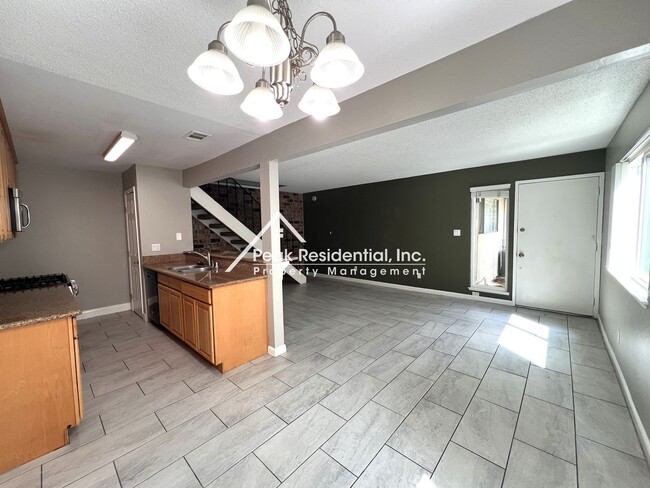 Photo - A Very Nice 2bd/1ba Citrus Heights Condo with Garage