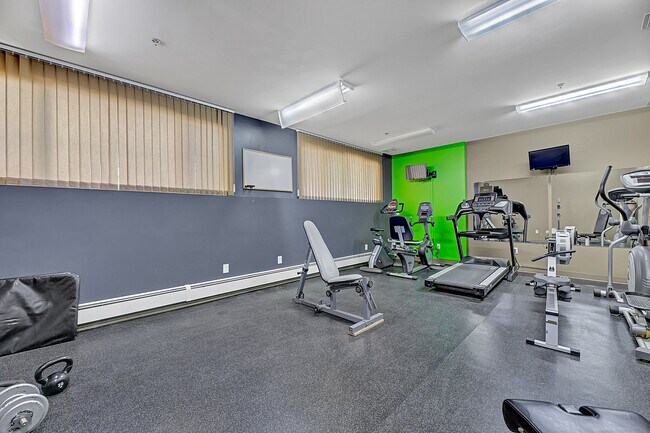 Photo - 1Ten On Whyte - Student Living