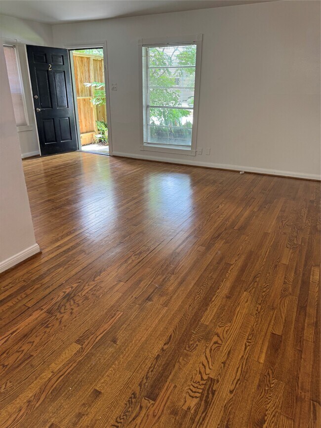 Photo - 2245 Welch St Unit 2