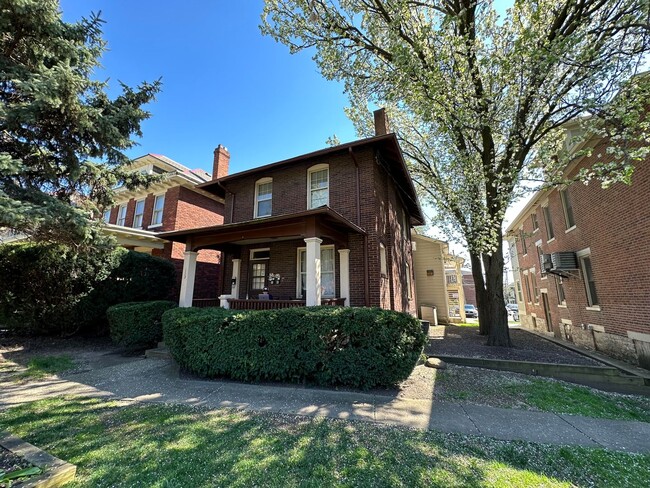 Building Photo - 113 E Lane Ave Unit 113 Front Rental