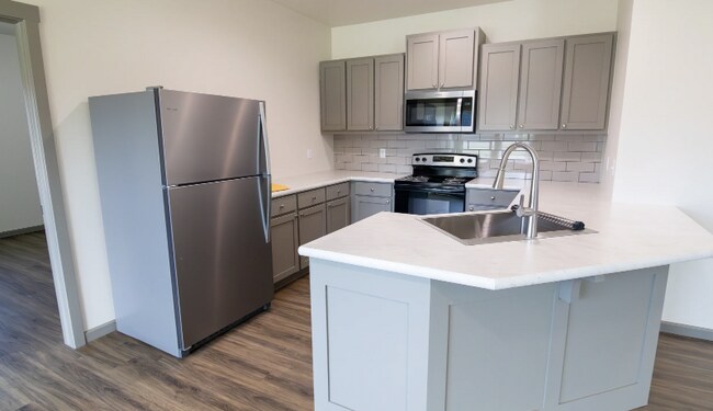 Photo - 1 Shamrock Cir