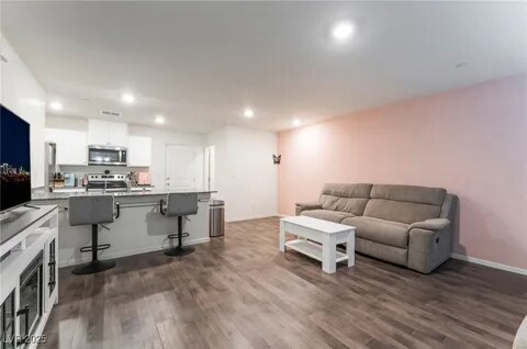 Photo - 1145 Meadow Sparrow Pl