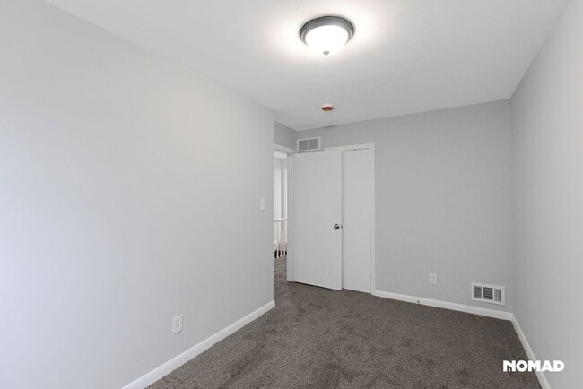 Photo - 2207 Firethorn Rd