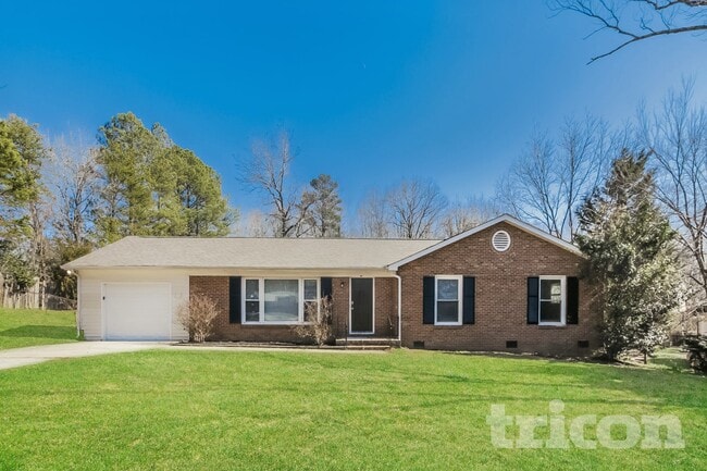 Building Photo - 839 Lundy Ln