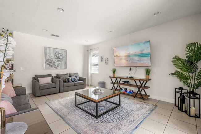 Photo - 7506 Marker Ave Unidad SI ID1511195P