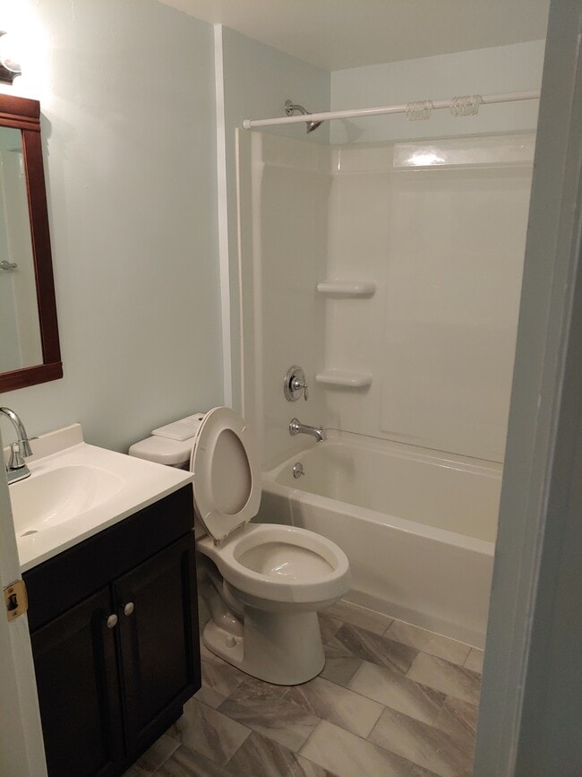 Photo - 613 Garfield Ave Unit #2