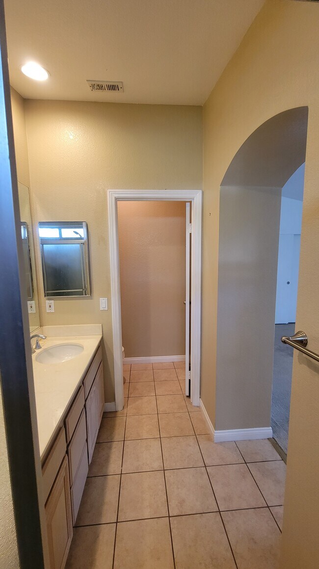 13802 Pinkard Way Unit 31