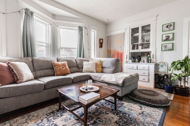 Photo - NO FEE!   BRIGHTON 3 BED WITH NO BROKER FEE AVAILABLE FOR A JULY 1ST MOVE-IN