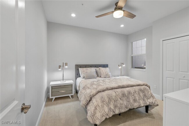 Building Photo - 2640 Seychelles Cir Unit 2802