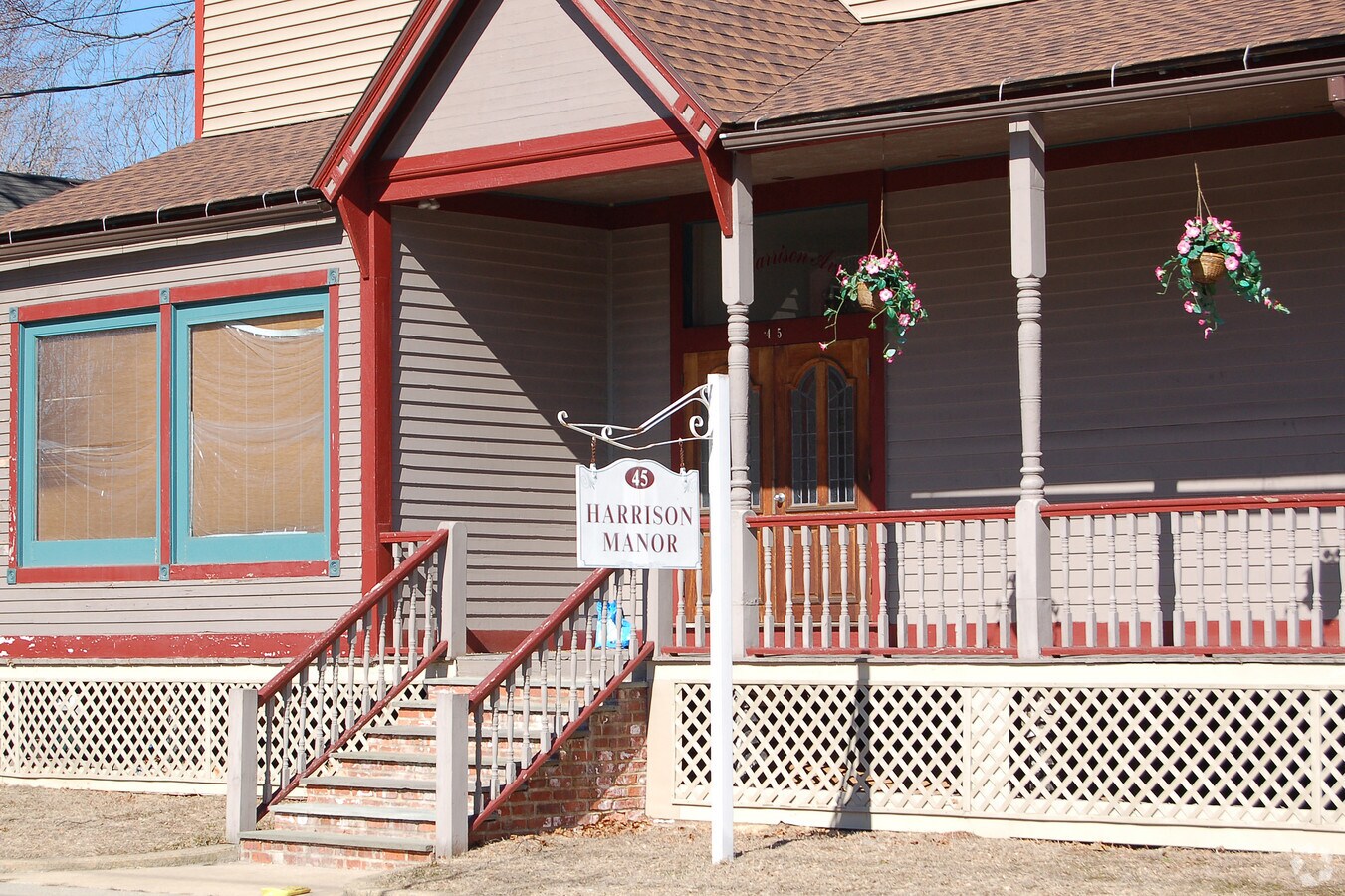 Photo - Harrison Manor