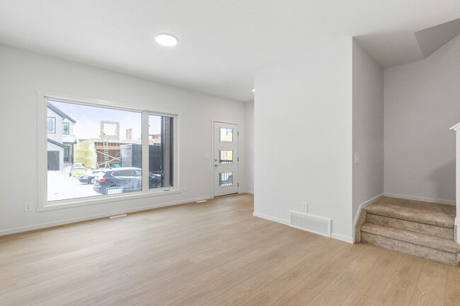 Photo - 3616-3213 213 St NW