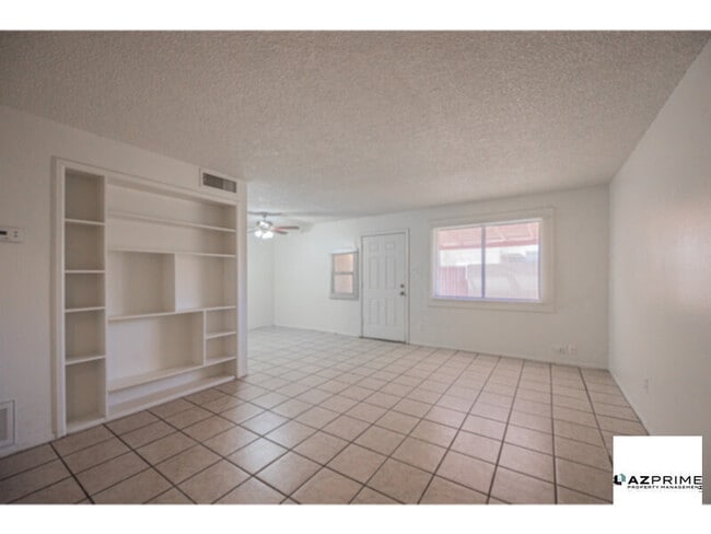 Photo - Charming 2/1 Phoenix townhome in a convenient central location!