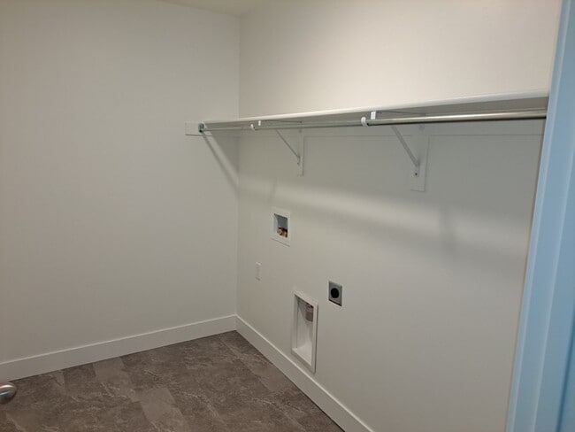 Photo - 4050 W 1470 N