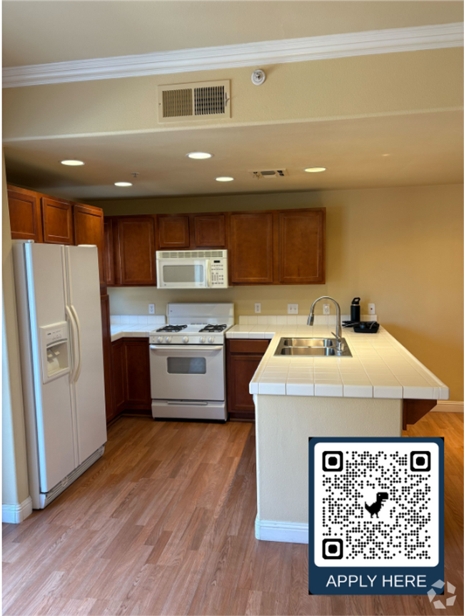 Building Photo - Upscale Living in Westlake Villas – Minute... Rental