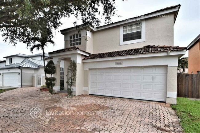 8229 NW 199th Terrace