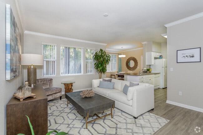 2BR, 2BA - 1,119 SF