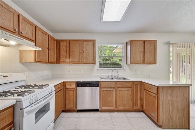 Photo - Large 4 Bedroom Home Near Major Conveniences