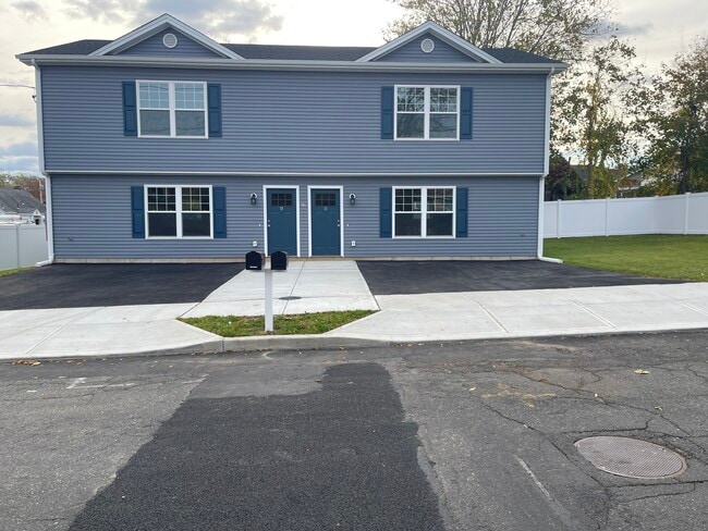 Building Photo - 96 Collis St