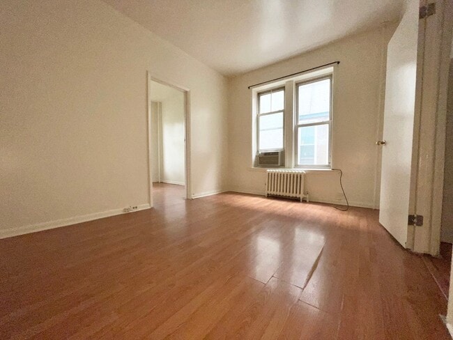 Building Photo - 237 Senator St Unit 2R Rental